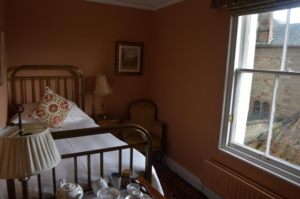 Lady Penelope'S B&B Duns Bagian luar foto