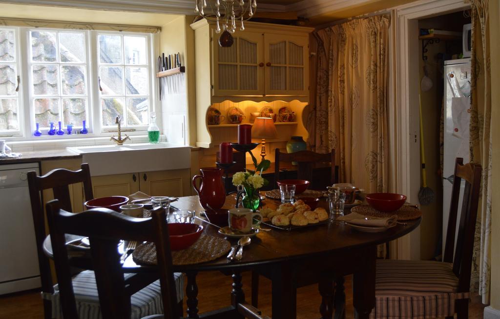 Lady Penelope'S B&B Duns Bagian luar foto
